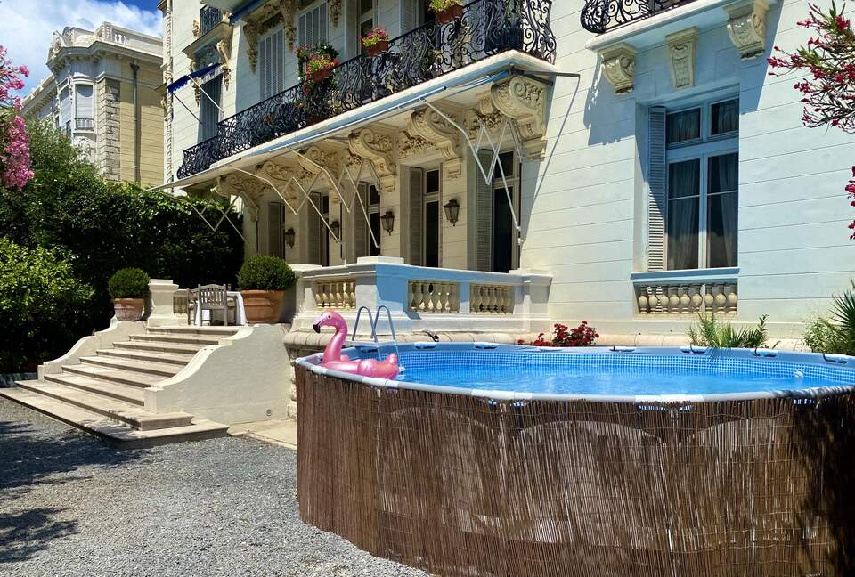 Scandinavian Designer Ground Floor Apartment - Nice, France