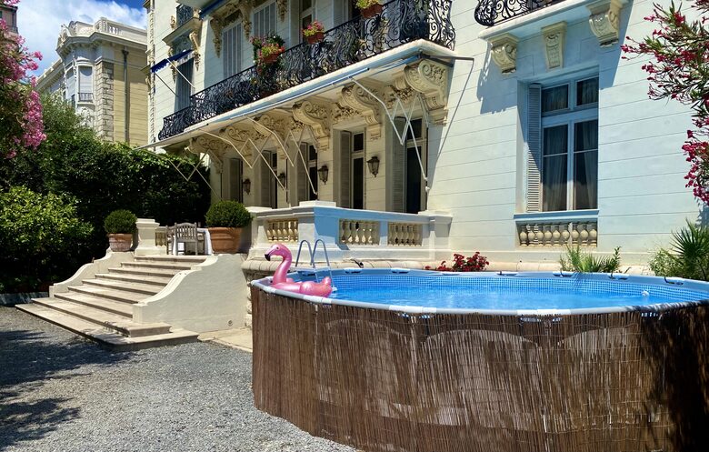 Scandinavian Designer Ground Floor Apartment - Nice, France