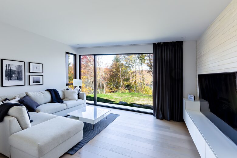 Modern Chalet - Mont Blanc, Canada