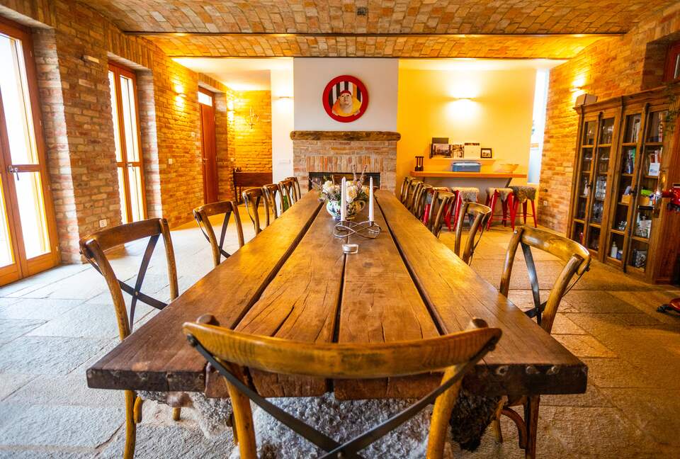 Villa SuSti - Agliano Terme, Italy