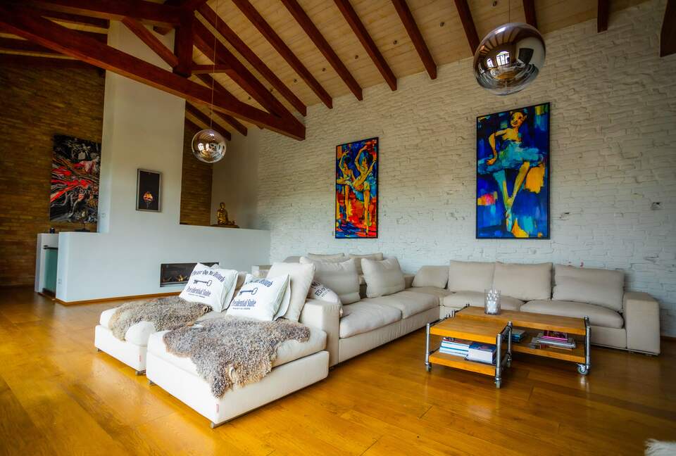 Villa SuSti - Agliano Terme, Italy