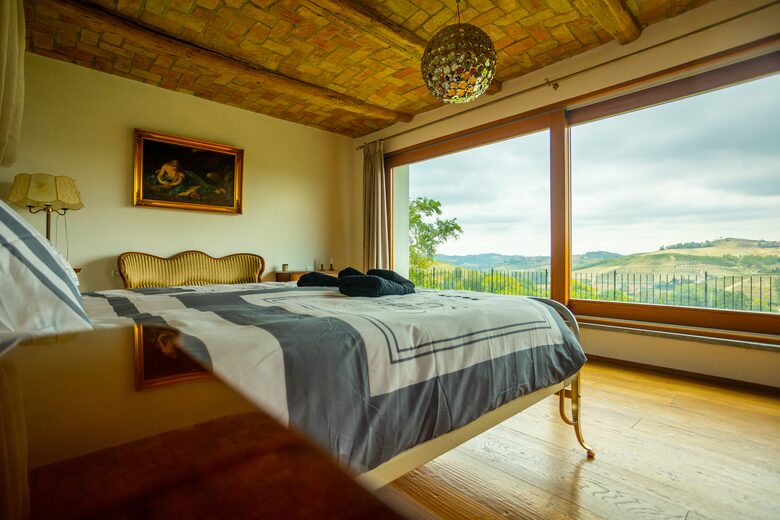 Villa SuSti - Agliano Terme, Italy