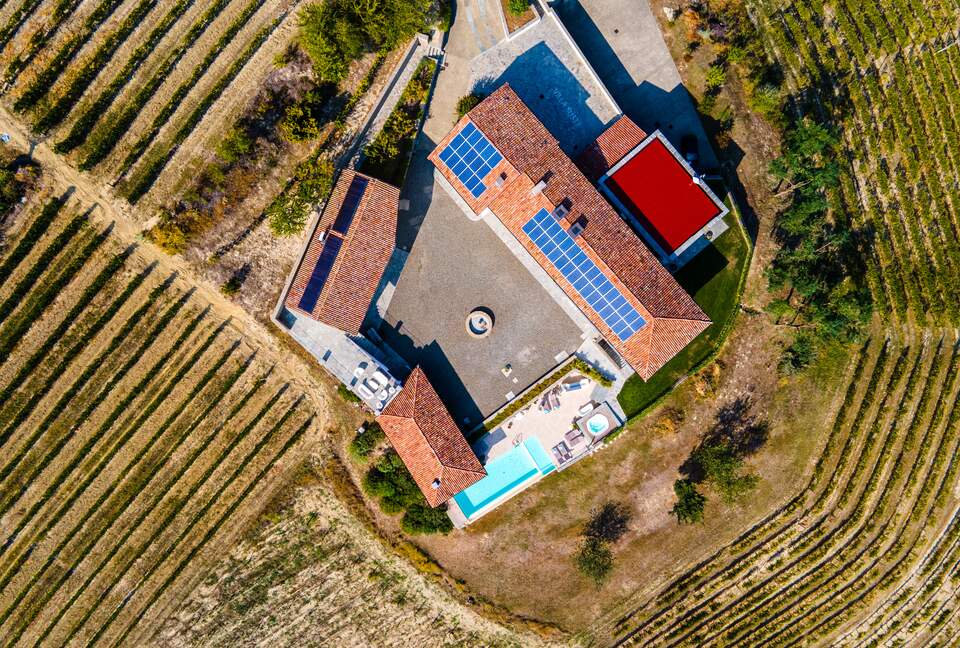 Villa SuSti - Agliano Terme, Italy