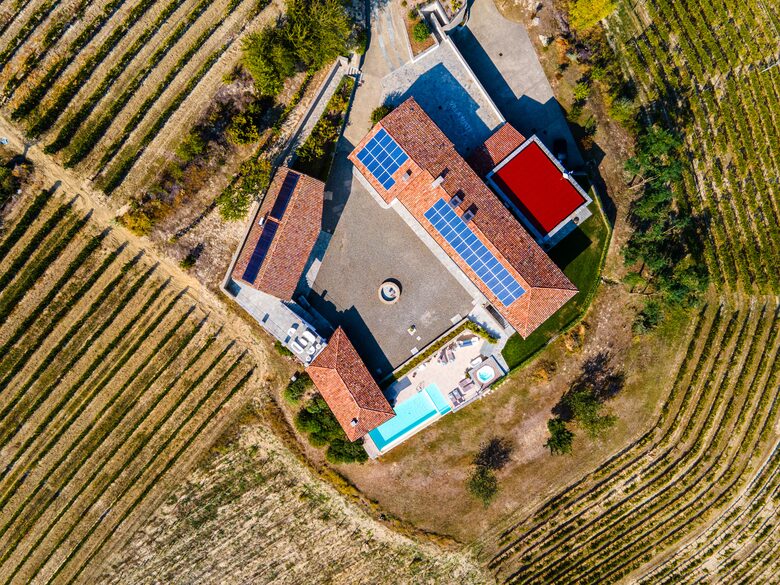 Villa SuSti - Agliano Terme, Italy