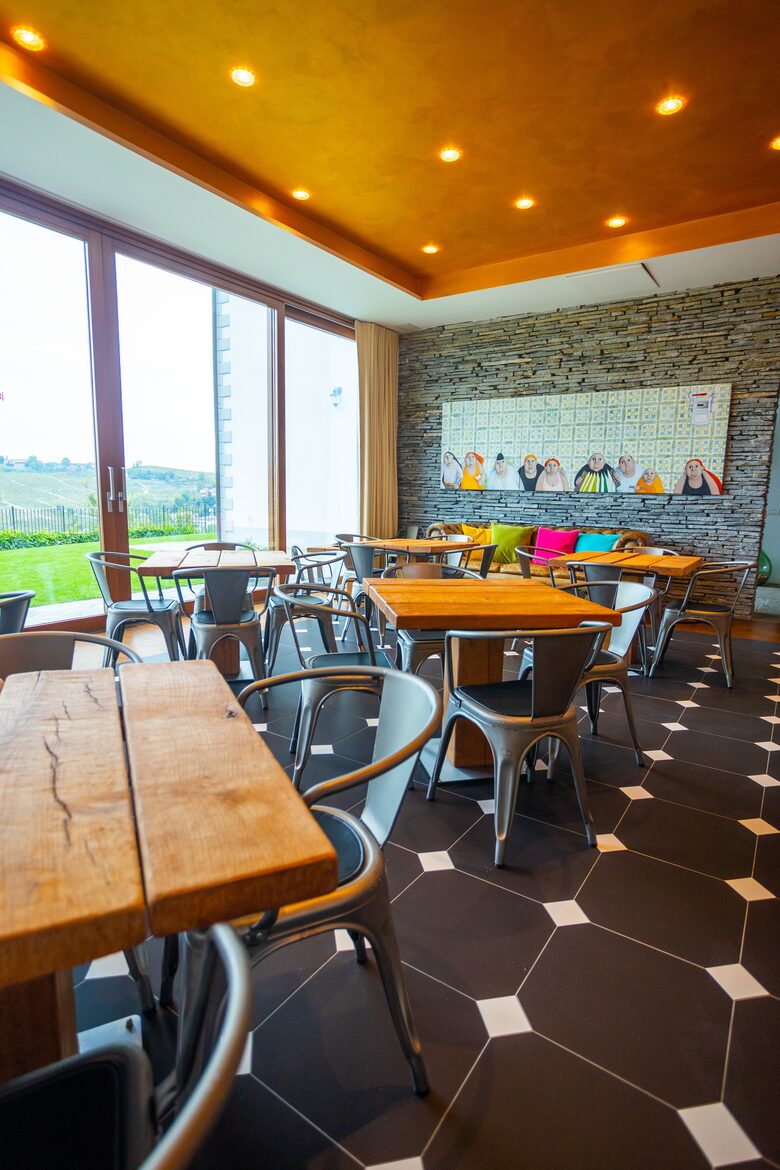 Villa SuSti - Agliano Terme, Italy