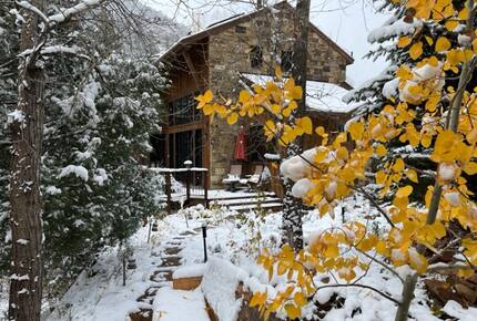 Telluride’s Riverside Canyon Villa - Placerville, United States