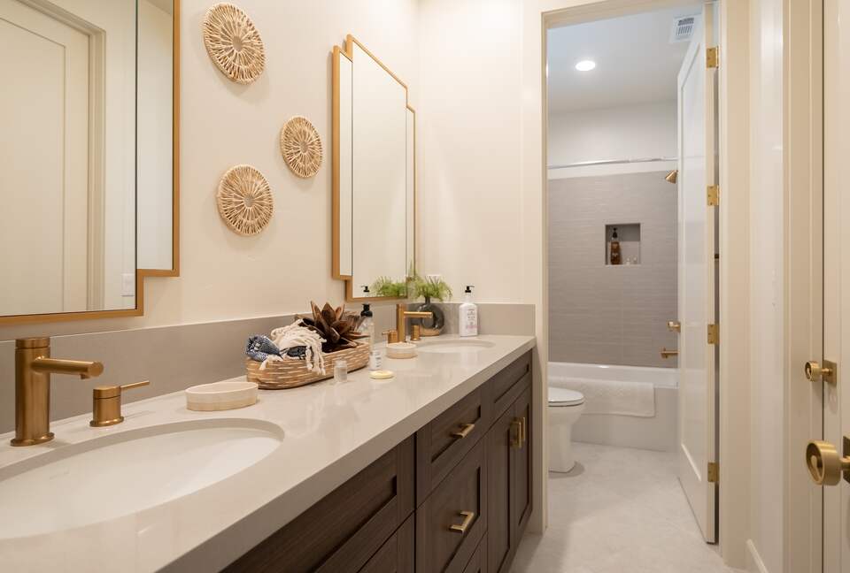 Big Bear Lake Getaway | Change of Scenery, New Modern, Family Friendly - Big Bear Lake, California