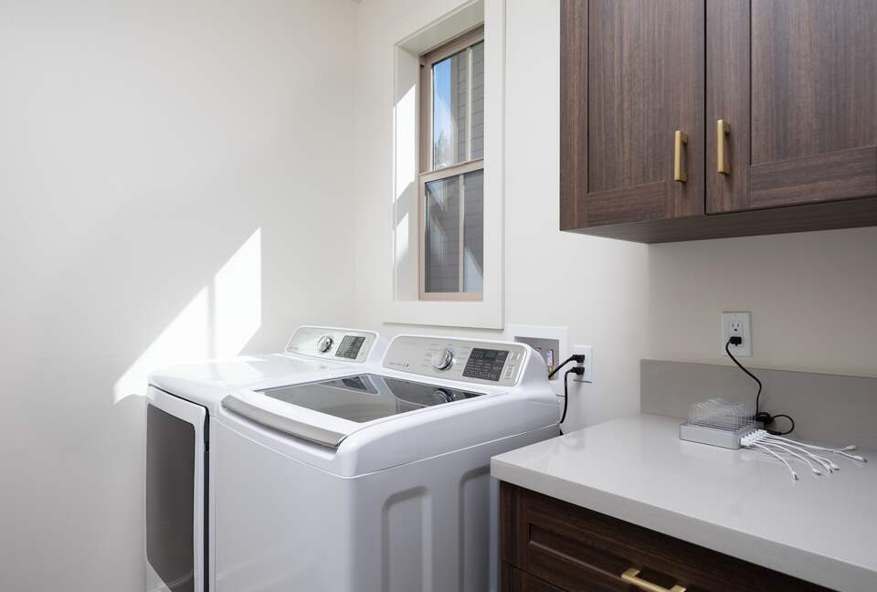 Big Bear Lake Getaway | Change of Scenery, New Modern, Family Friendly - Big Bear Lake, California