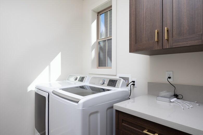 Big Bear Lake Getaway | Change of Scenery, New Modern, Family Friendly - Big Bear Lake, California