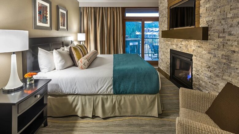 Northstar Lodge, Lake Tahoe - Three-Bedroom Residence - Truckee, California