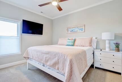Reunion | Brand New Deluxe Oceanfront | Elevator, Views, BBQ - North Topsail Beach, North Carolina