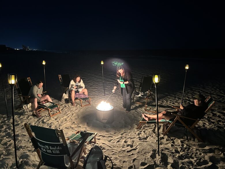 Cheerful 3- Bedroom Cottage 5 Min Walk to the Beach - Panama City Beach, Florida