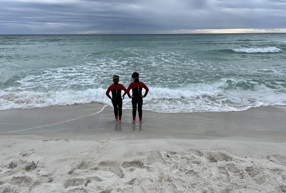 Cheerful 3- Bedroom Cottage 5 Min Walk to the Beach - Panama City Beach, Florida