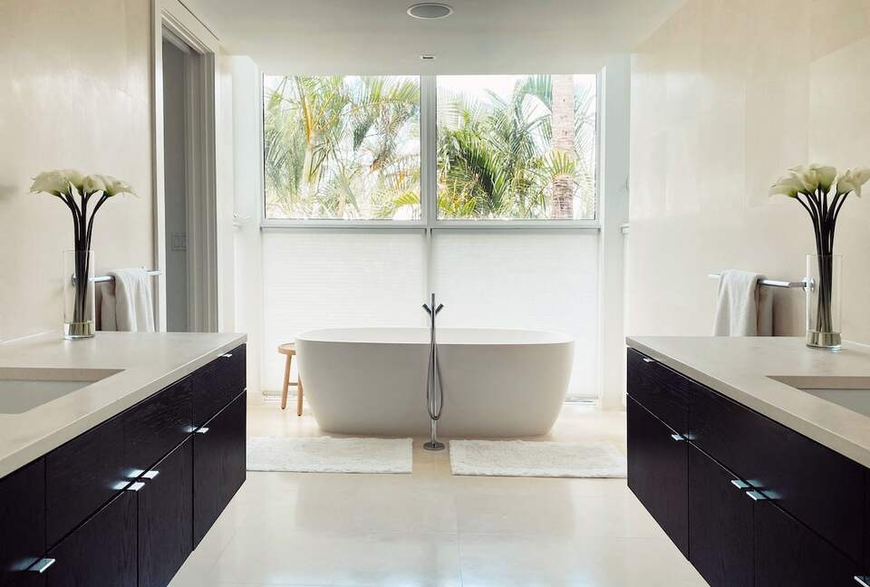 Modern Delray Getaway | Private Pool | Walk to Beach - Delray Beach, Florida