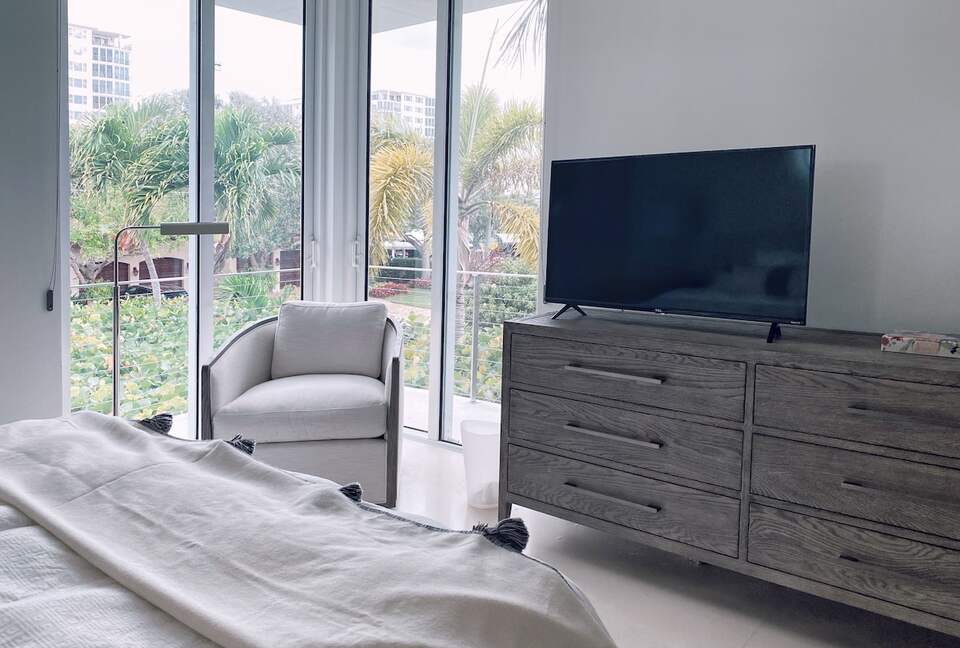 Modern Delray Getaway | Private Pool | Walk to Beach - Delray Beach, Florida