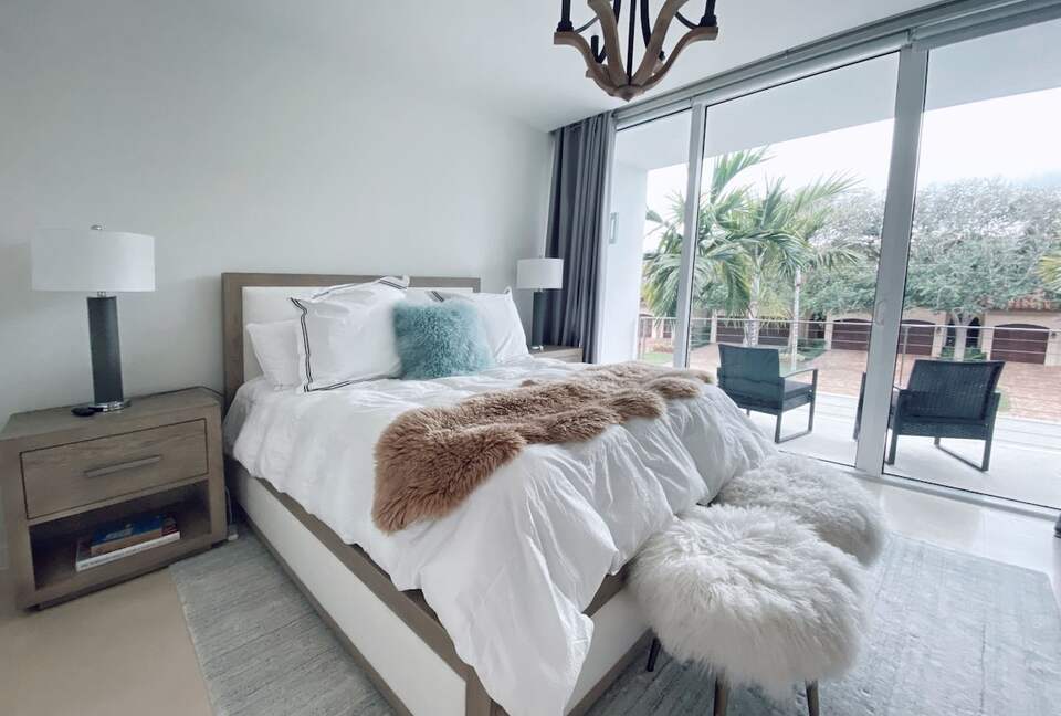 Modern Delray Getaway | Private Pool | Walk to Beach - Delray Beach, Florida