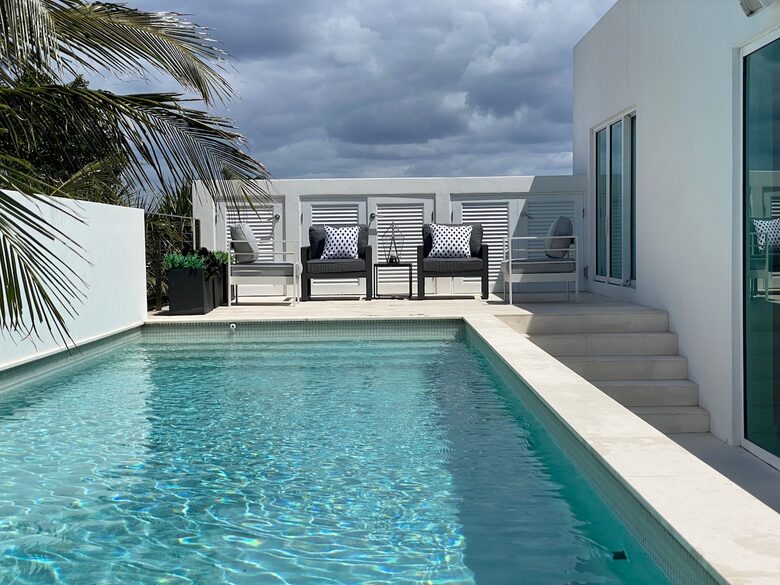 Modern Delray Getaway | Private Pool | Walk to Beach - Delray Beach, Florida