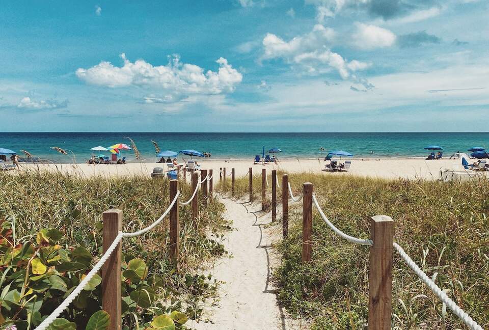 Modern Delray Getaway | Private Pool | Walk to Beach - Delray Beach, Florida