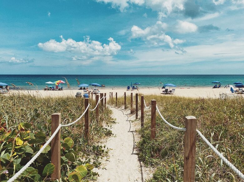 Modern Delray Getaway | Private Pool | Walk to Beach - Delray Beach, Florida