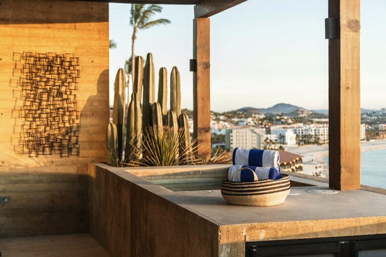 The Break - Los Cabos, Mexico