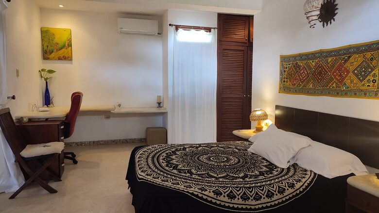 Luxury Penthouse 2 Blocks from the Beach and 5th Ave. - Playa del Carmen, Mexico