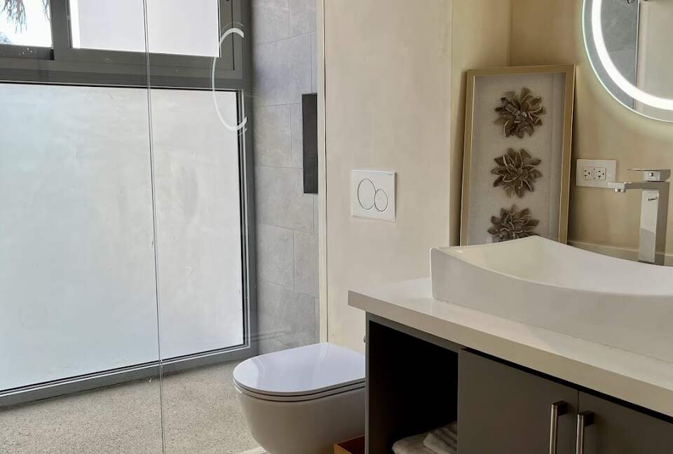 Modern Costa Rica Getaway - Black Beauty, Costa Rica