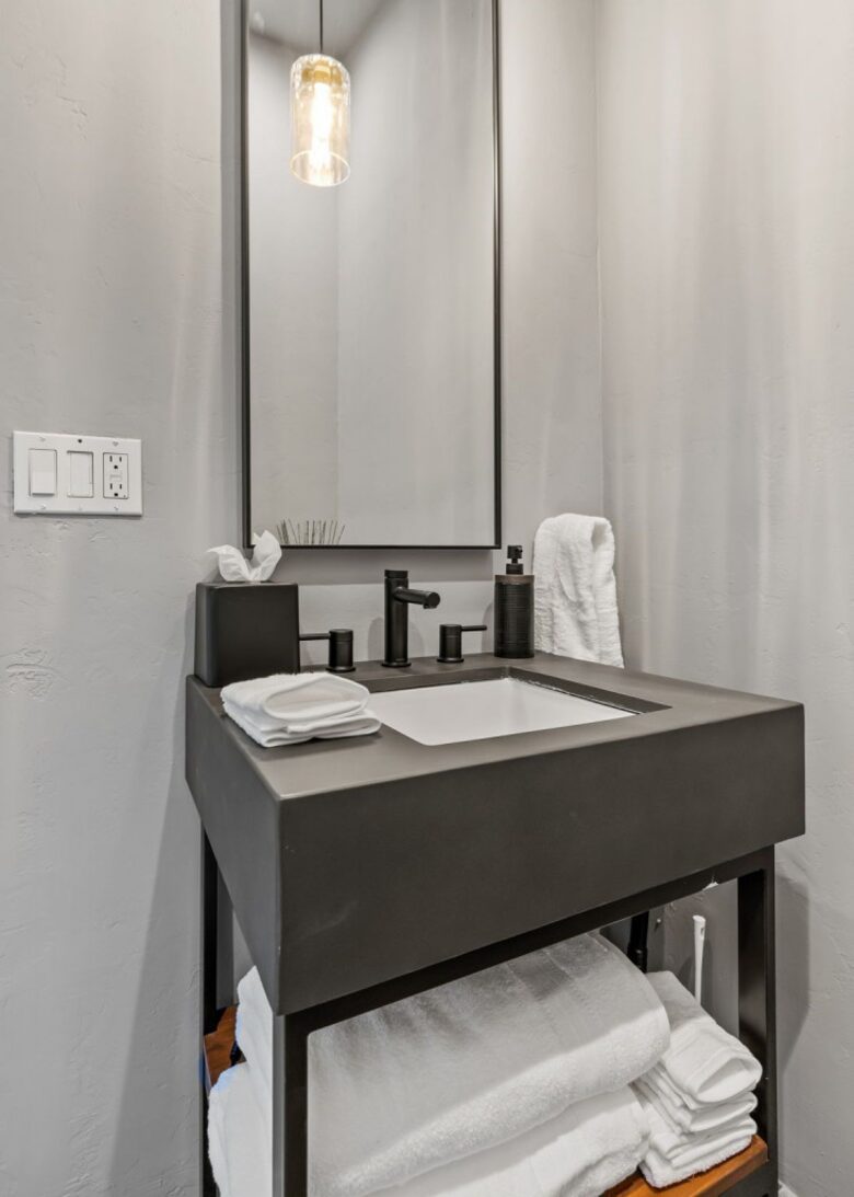 Oak & Ocean Ranch - Ojai, California