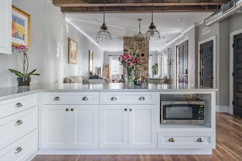 Historic Gem Walking Distance to King St - Charleston, South Carolina