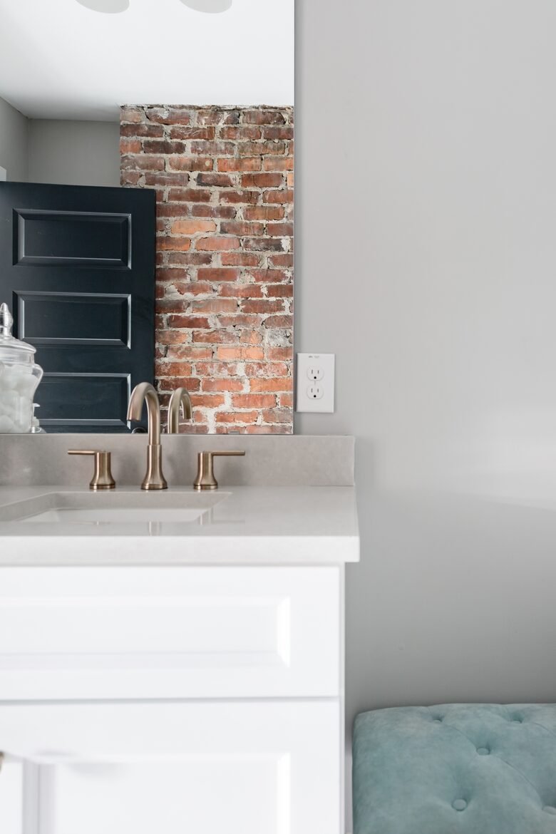 Historic Gem Walking Distance to King St - Charleston, South Carolina