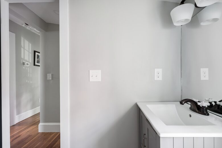 Historic Gem Walking Distance to King St - Charleston, South Carolina