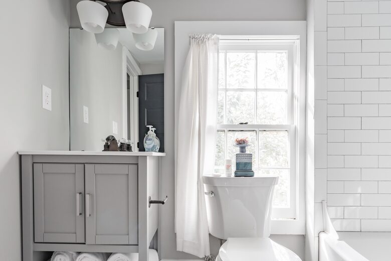 Historic Gem Walking Distance to King St - Charleston, South Carolina