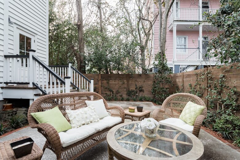 Historic Gem Walking Distance to King St - Charleston, South Carolina