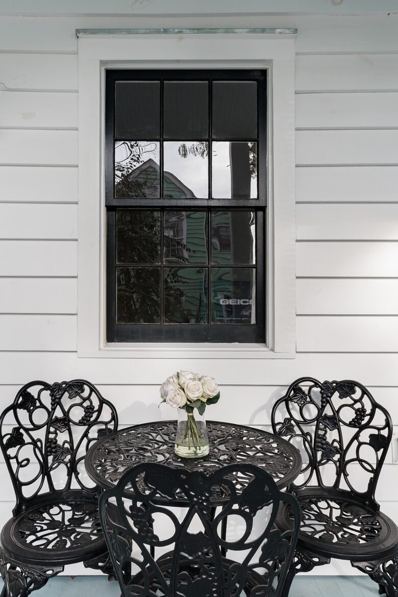 Historic Gem Walking Distance to King St - Charleston, South Carolina