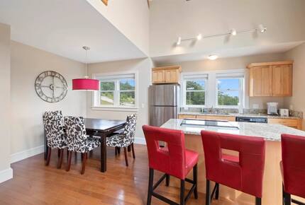 Cardigan Cabins - Ski-in/Ski Out at Ragged Mountain Resort! - Danbury, New Hampshire