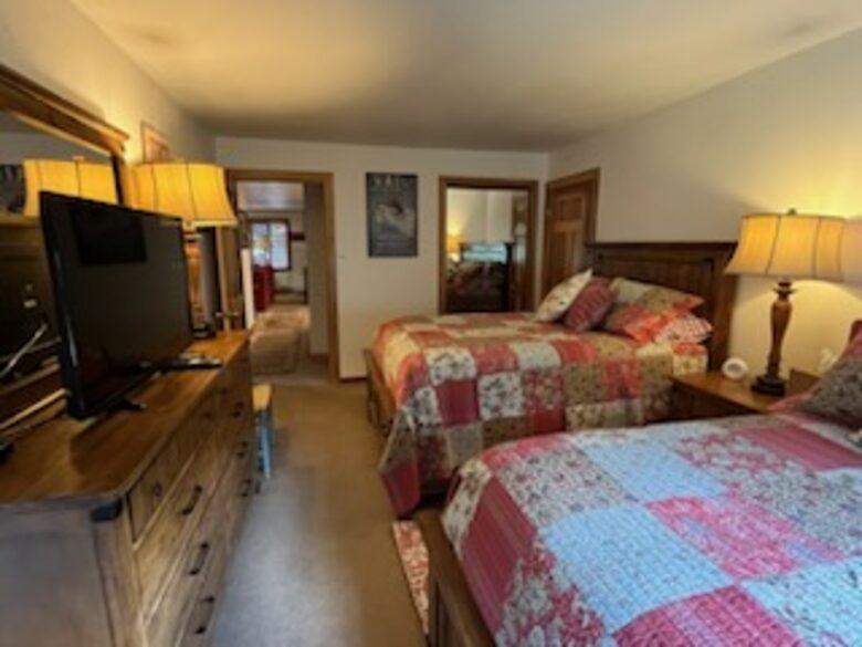 Golden Peak Creekside - Vail, Colorado