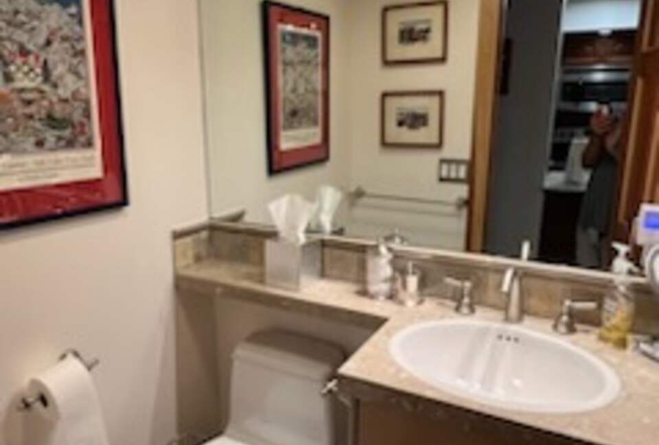 Golden Peak Creekside - Vail, Colorado