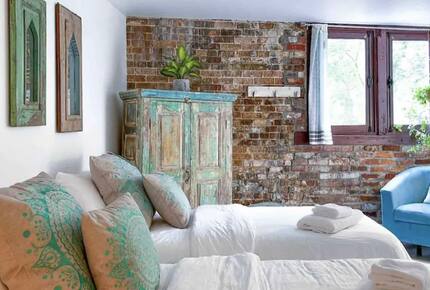 Exclusive 6 bed, 6 bath residence in Old Montreal - Montreal, Canada