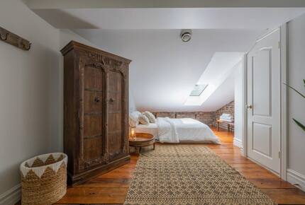 Exclusive 6 bed, 6 bath residence in Old Montreal - Montreal, Canada