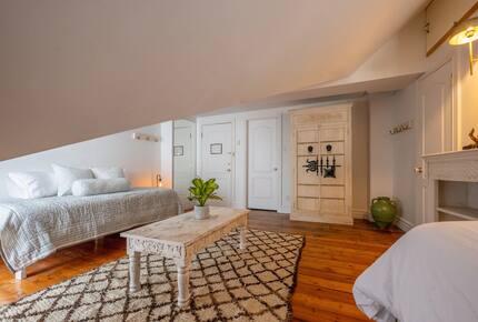 Exclusive 6 bed, 6 bath residence in Old Montreal - Montreal, Canada