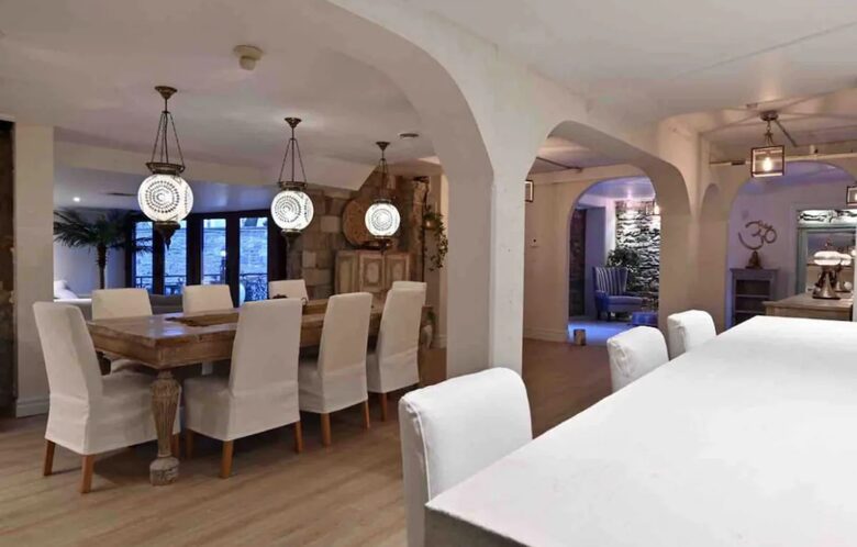 Exclusive 6 bed, 6 bath residence in Old Montreal - Montreal, Canada