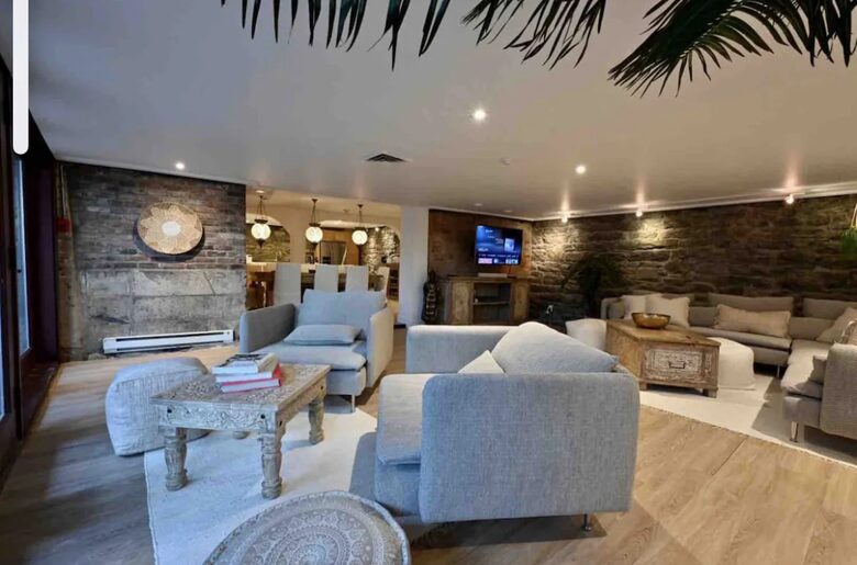 Exclusive 6 bed, 6 bath residence in Old Montreal - Montreal, Canada