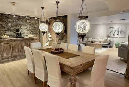 Exclusive 6 bed, 6 bath residence in Old Montreal - Montreal, Canada