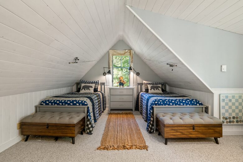 Cabin in Metolius River Resort | Outdoor haven for golfers, adventure, and nature enthusiasts - Camp Sherman, Oregon