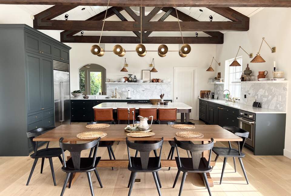 Alexander Valley Farmhouse - Cloverdale, California