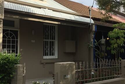 Belmont Terrace Townhome - Sydney, Australia