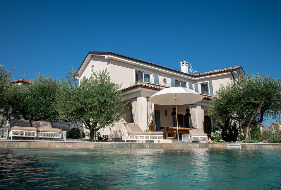 Villa Casa Leccino - Brtonigla, Croatia