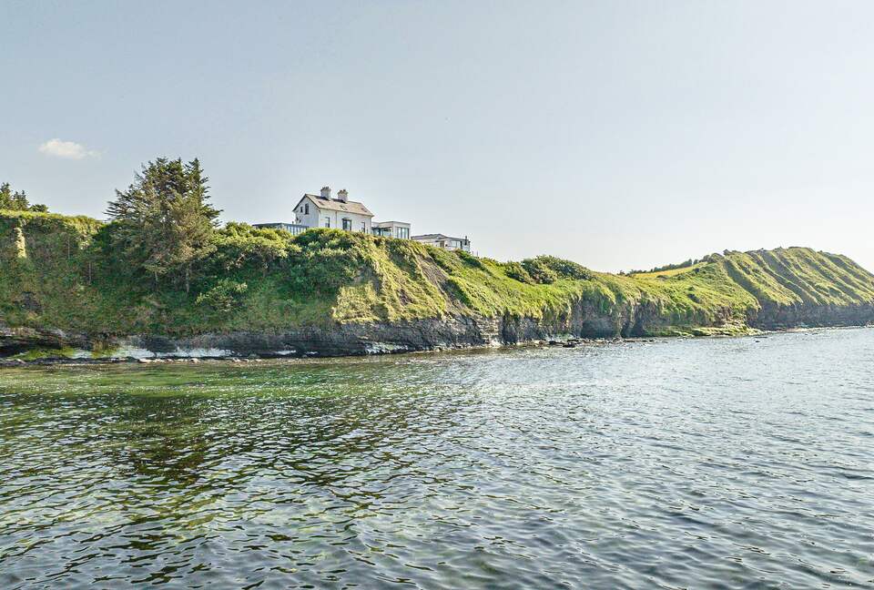 Oceanfront Cliff House with a Tennis Court - Rossnowlagh, Ireland