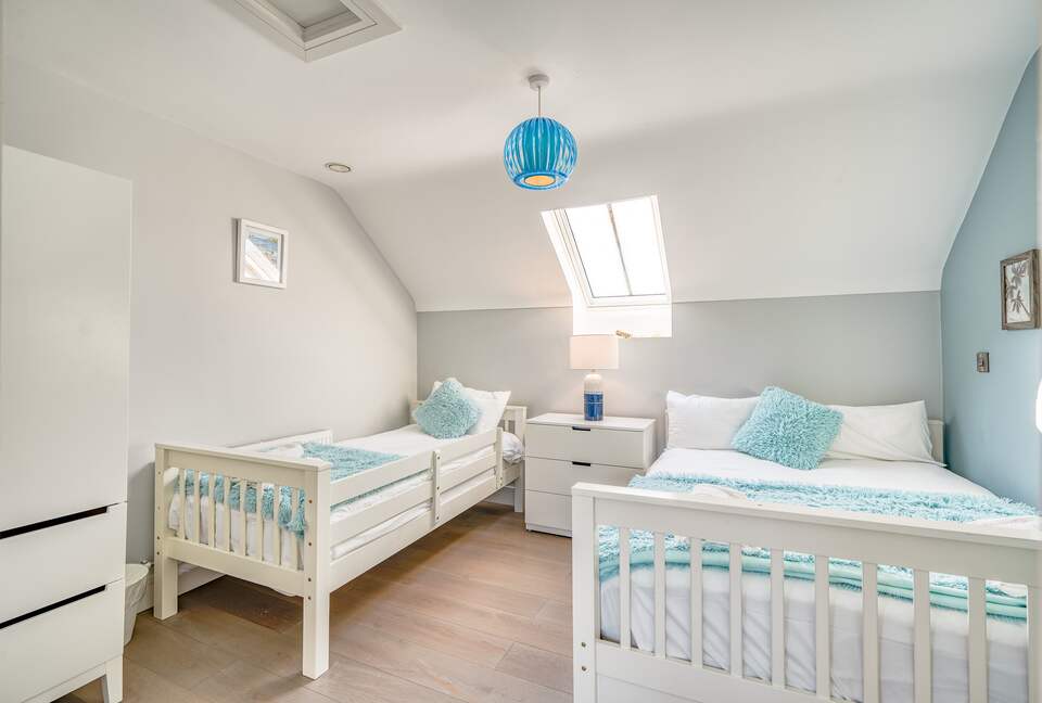 Oceanfront Cliff House with a Tennis Court - Rossnowlagh, Ireland