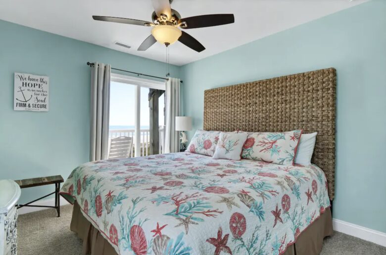 Peachy Views | Beachfront Retreat - North Topsail Beach, North Carolina