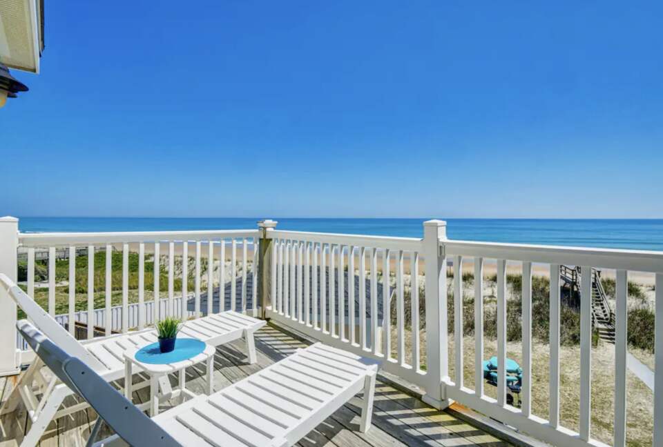 Peachy Views | Beachfront Retreat - North Topsail Beach, North Carolina